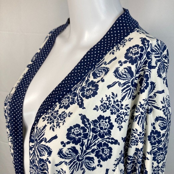 Laura‎ Ashley Robe Womens Sz M Navy Blue Floral Lightweight Belted Kimono - Picture 9 of 11